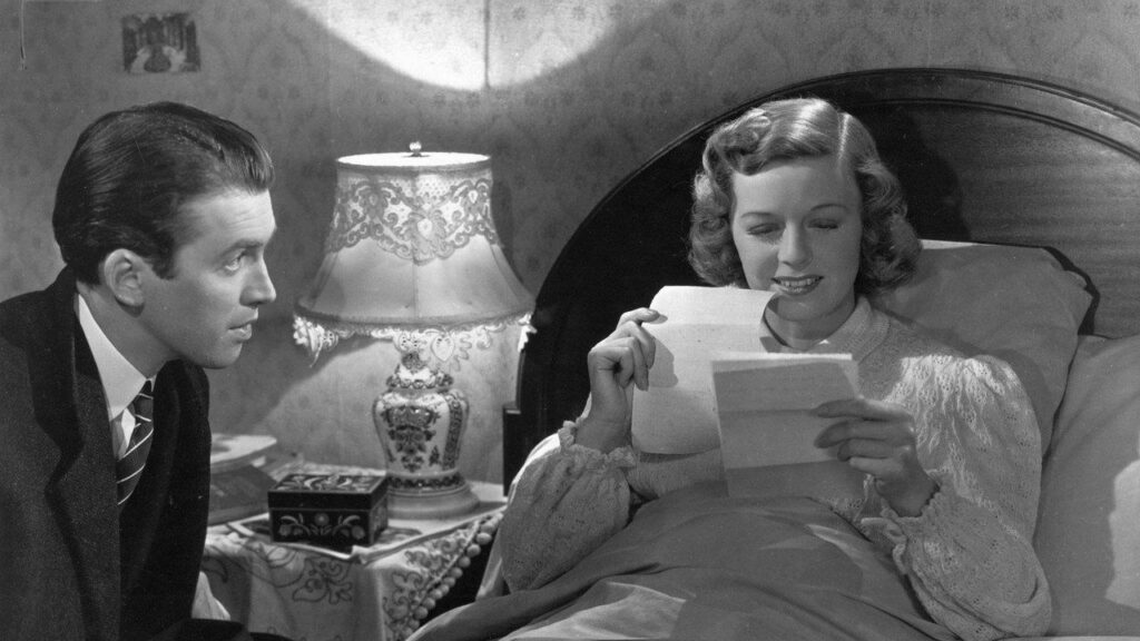 Кадр из фильма «Магазинчик за углом (1940)»