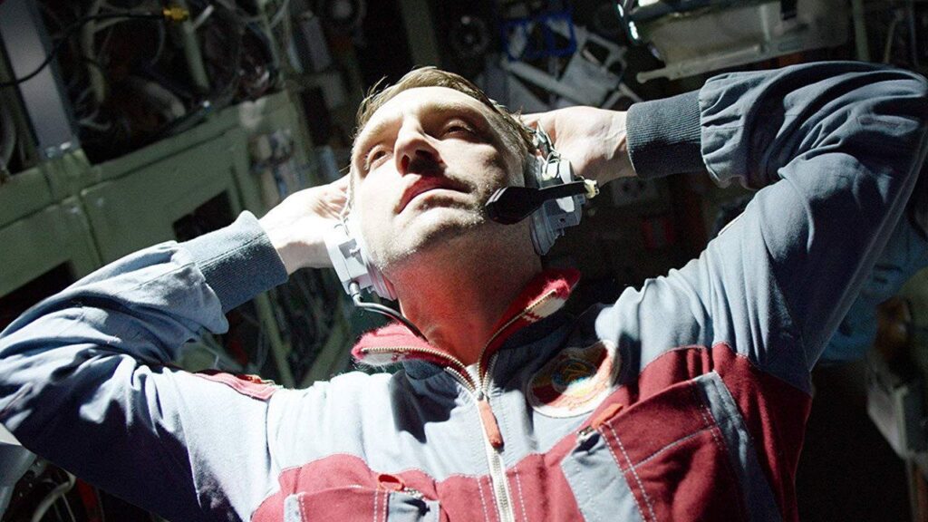 Кадр из фильма «Салют-7 (2017)»