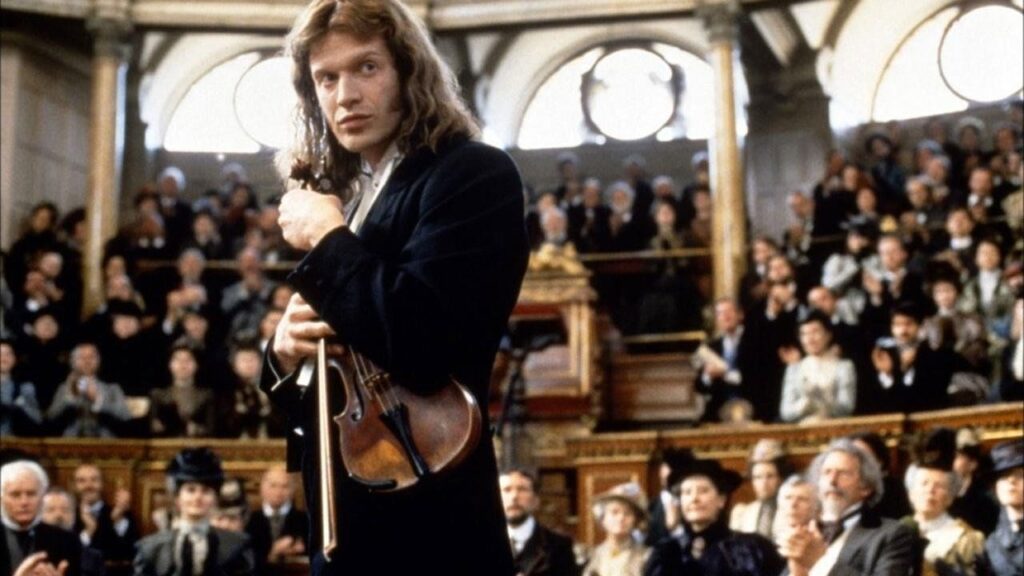 Кадр из фильма «Красная скрипка (1998)»