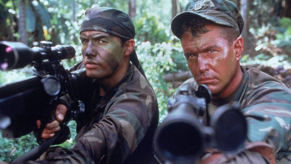 Кадр из фильма «Снайпер (1993)»