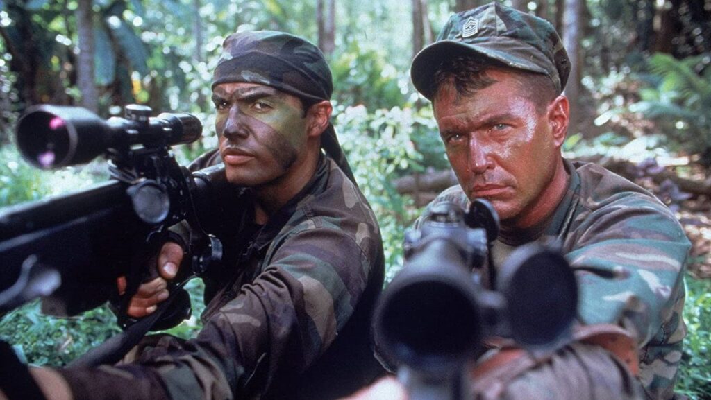 Кадр из фильма «Снайпер (1993)»