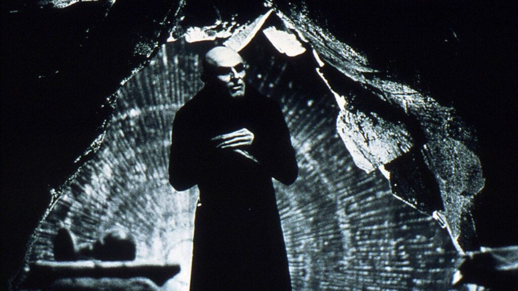 Кадр из фильма «Тень вампира (2000)»