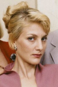 Дженни Райт