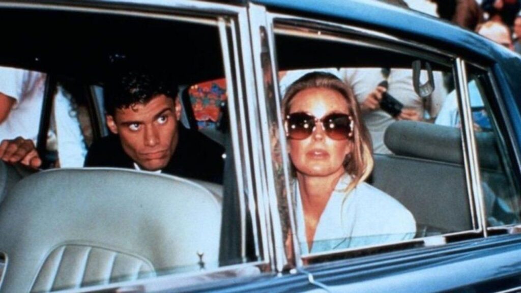 Кадр из фильма «Жрица страсти (1994)»