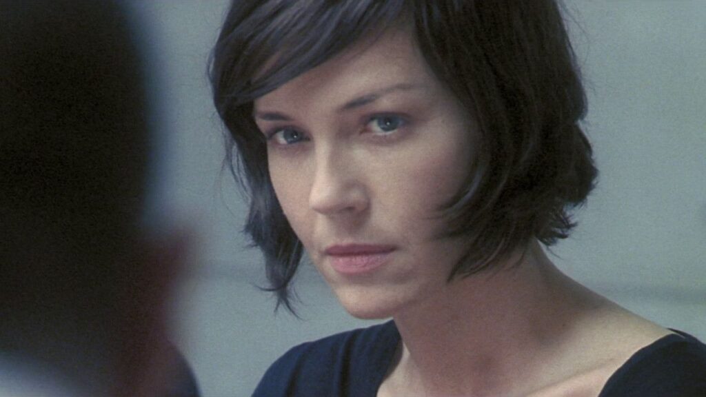 Кадр из фильма «Демон-любовник (2002)»