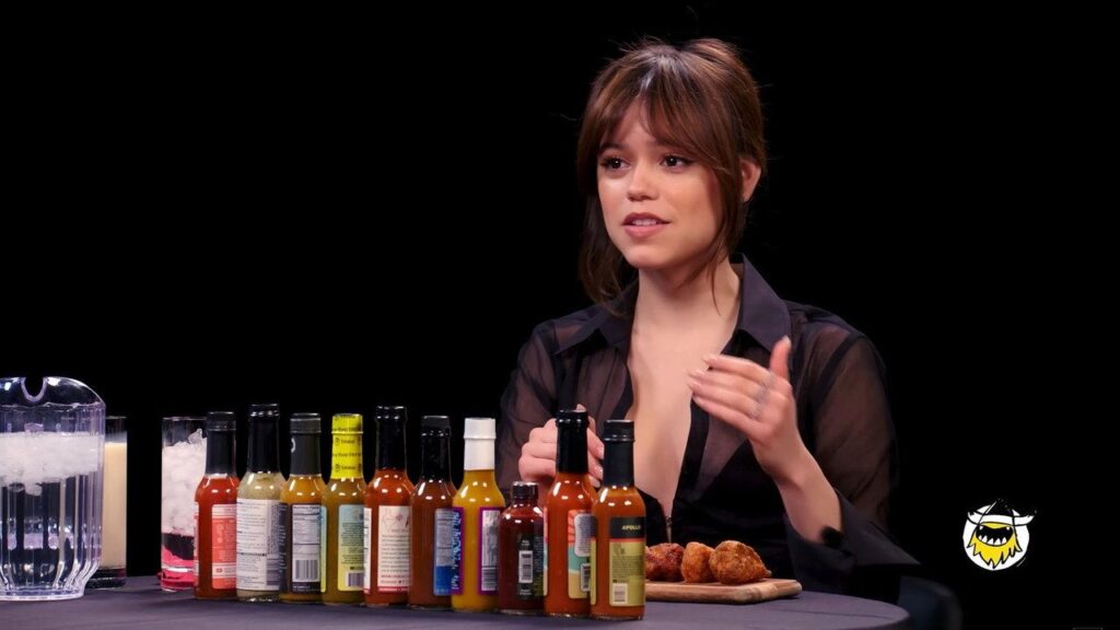 Кадр из фильма «Hot Ones (2015)»
