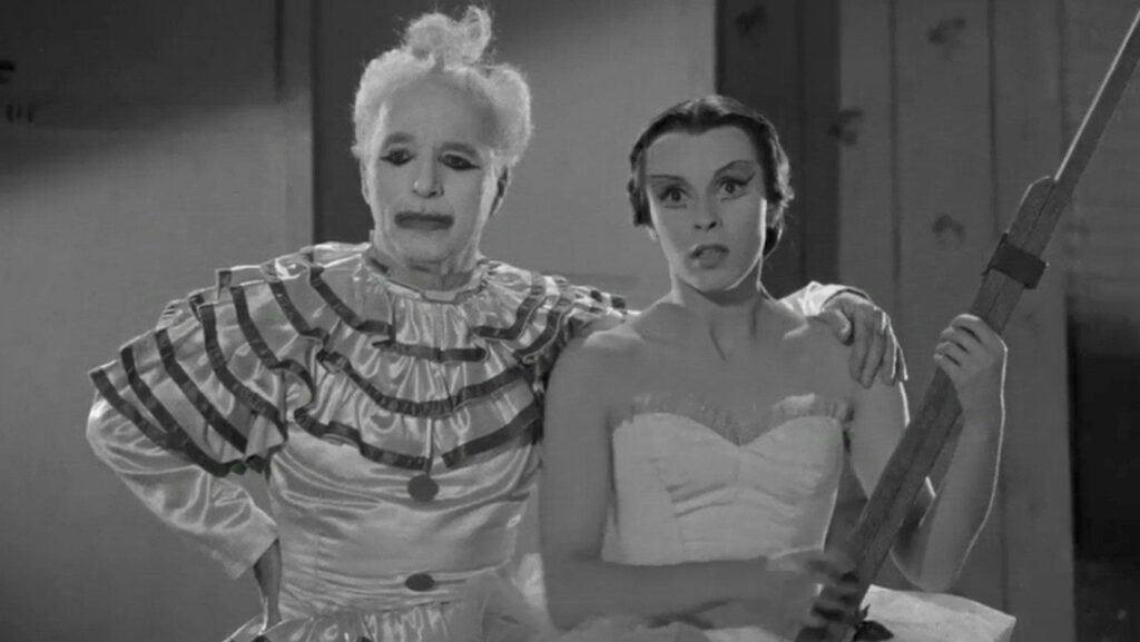Кадр из фильма «Огни рампы (1952)»