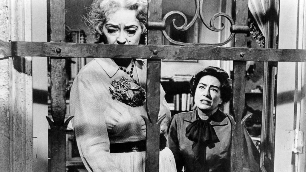 Кадр из фильма «Что случилось с Бэби Джейн? (1962)»